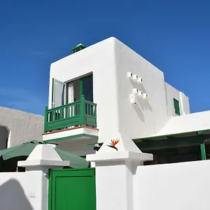 ave-paraiso.puertodelcarmen-hotels.org/